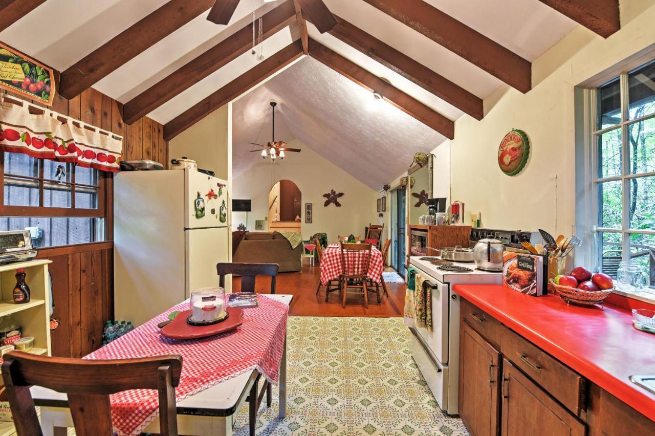 Serene Creekside Cottage Near Asheville Fire Pit Candler Esterno foto