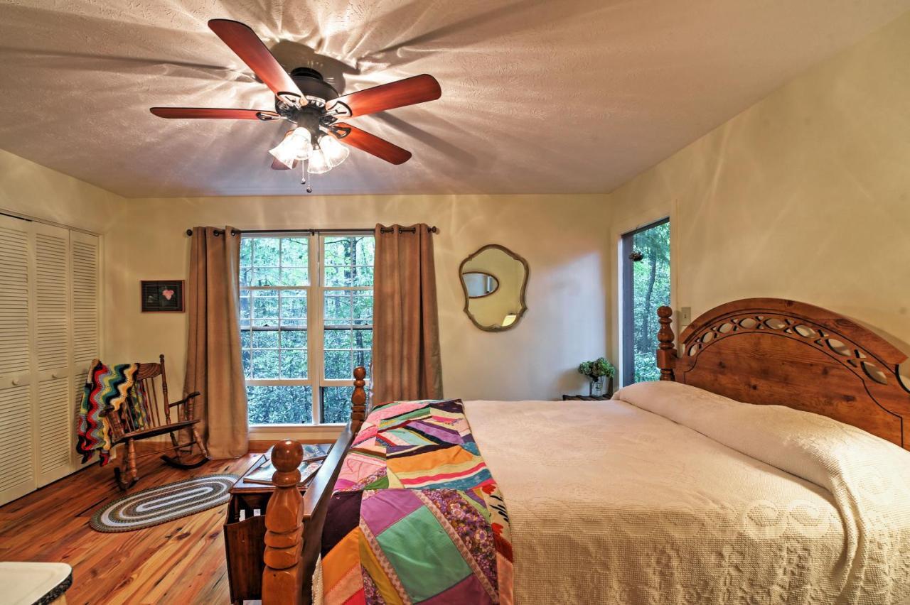 Serene Creekside Cottage Near Asheville Fire Pit Candler Esterno foto